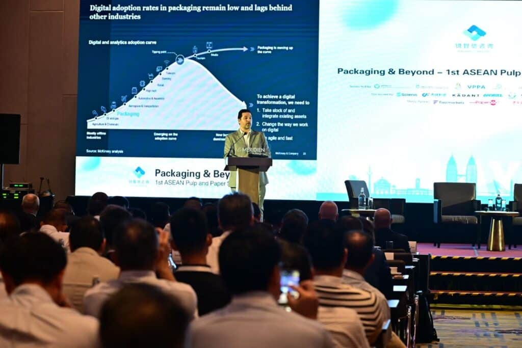 November 13th, 2024 marked the beginning of the 1st ASEAN Pulp & Paper Summit, and ROXCEL was the one of two strategic partners for this event.